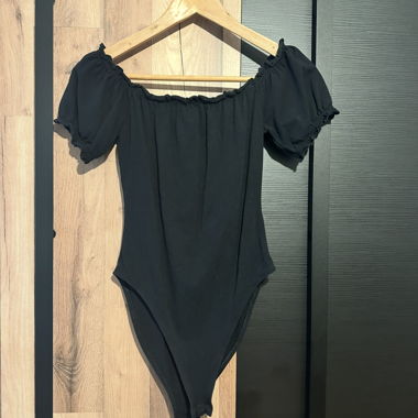 Body T-shirt épaules dénudées