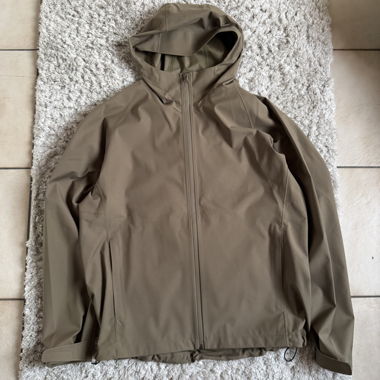 Uniqlo Rain Jacket with Hood, Size L