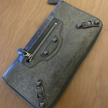 Portafoglio Balenciaga Giant 12 Continental con Chiusura Lampo Intorno