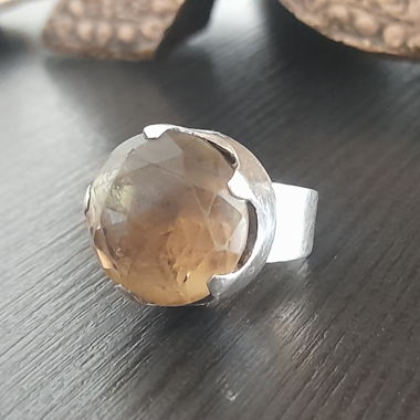 Antiker Ring aus 925er Silber mit Rauchquarz