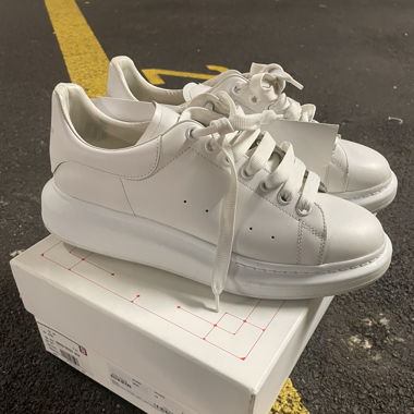 Alexander McQueen Sneaker