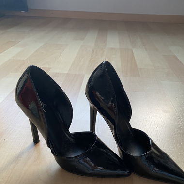 Pumps 