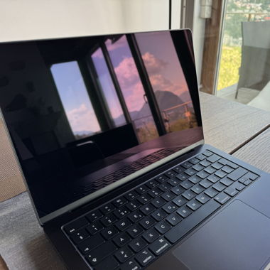  BRAND NEW MacBook Pro 14-inch M4 Pro (512 GB)