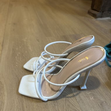 Sandalette