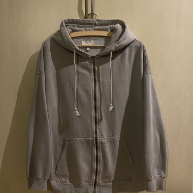 Beige-graue Sweatjacke