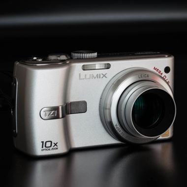 Panasonic DMC-TZ1 Digital Kompaktkamera