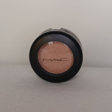 Mac, eyeshadow shade All that Glitters