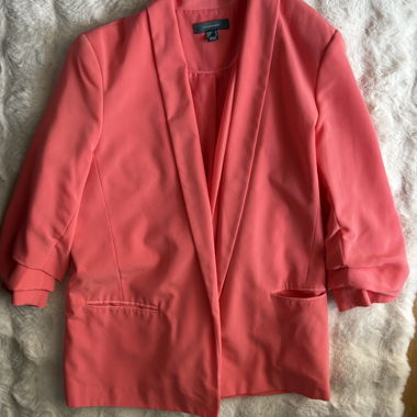 Korallroter Blazer Atmosphere