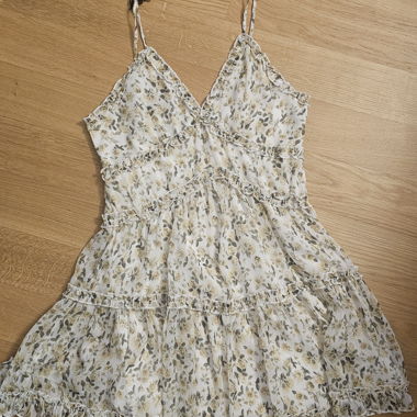 NA-KD Sommerkleid