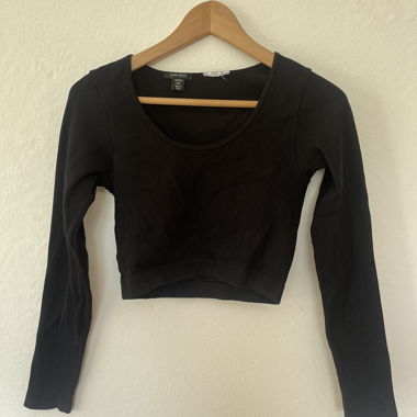 Lot of 2 black long-sleeve tops