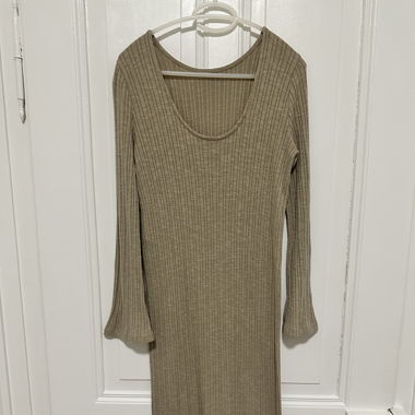 Strick kleid