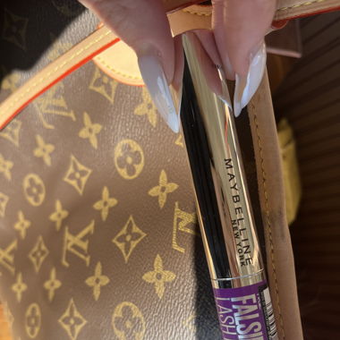 Mascara Neu