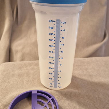 Shaker 720 ml Tupperware Neuf 