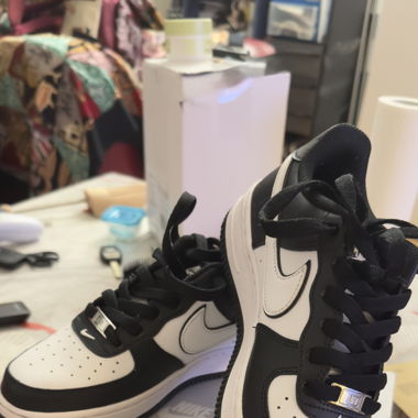 Air force 1 LV8 2(GS) taille 36.5