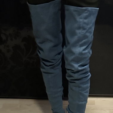 Overknee