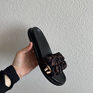 Fendi Slides