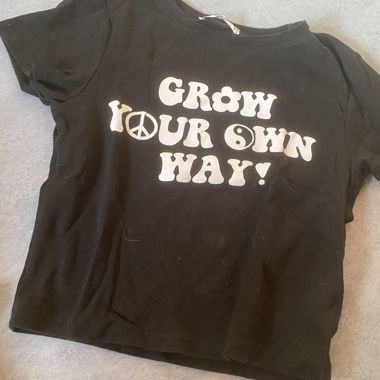 T-shirt noir graphique