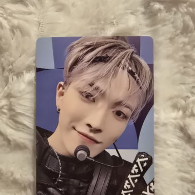 Ateez Hongjoong / Work to live/Golden hour/ kpop