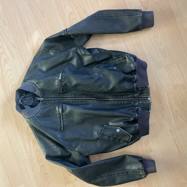 Blouson bomber en cuir synthétique noir