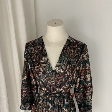 Arabic Dress 2 🌟
