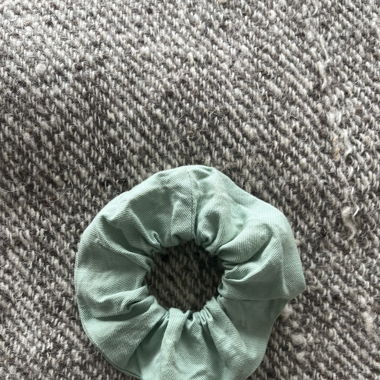 Handgefertigter Scrunchie 