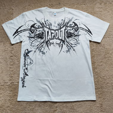T-shirt graphique Tapout