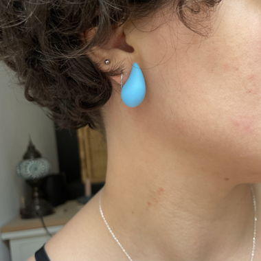 blue teardrop earrings