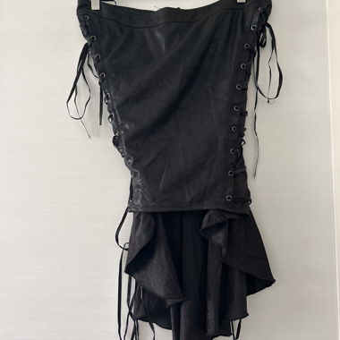 Short dress dark style