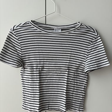 Gestreiftes Cropped T-Shirt