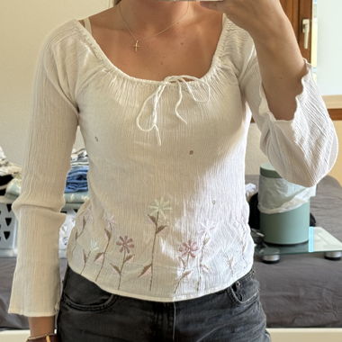 Bluse mit Blumen