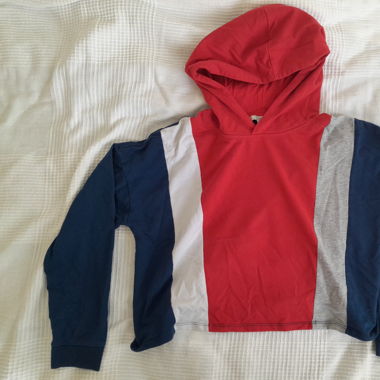 Hoodie mit Kapuze gecropped