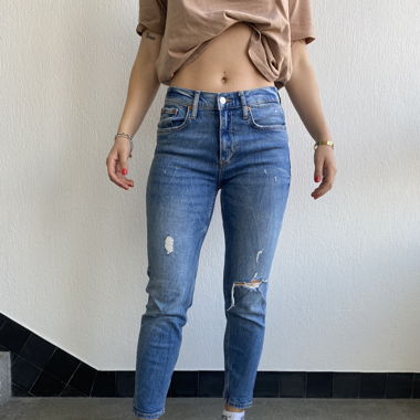 zara „slim boyfriend“ jeans in light blue, EU 36
