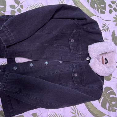 Veste en jean noir 