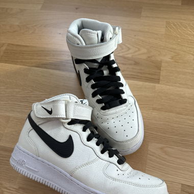 Nike 