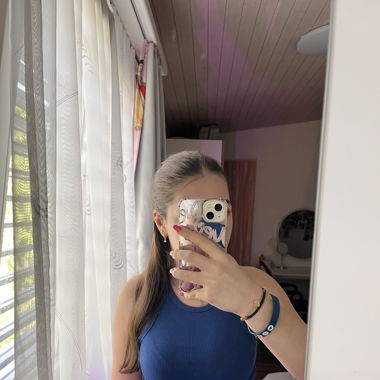 blaues tanktop 