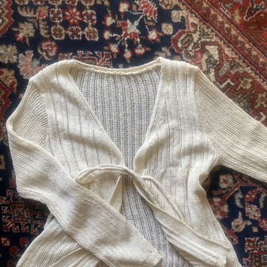 knit cardigan in white 