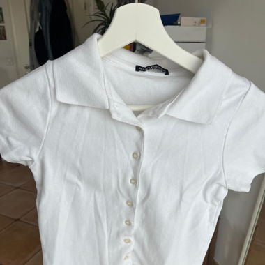 Bauchfreies Poloshirt - Brandy Melville / weiss