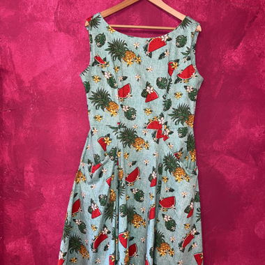 Dress 50’s - 60’s vibe 