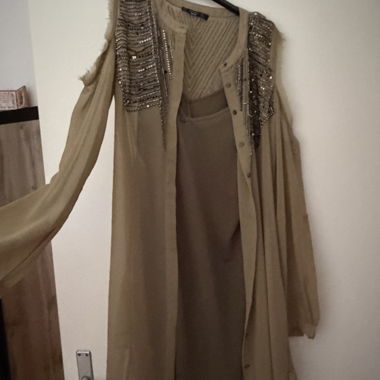 Tunique beige décorée Bershka