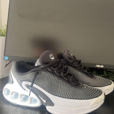 Nike Air Max DN Schuhe