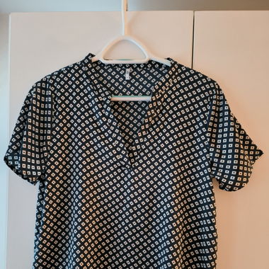 JDY Bluse dunkelblau - weiss Gr. S