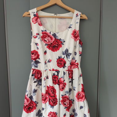 Kleid Cath Kidston weiss mit Blumen