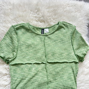 belly-free t-shirt💚