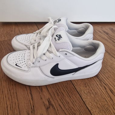 Baskets Nike SB Force 58, pointure 40, bon état