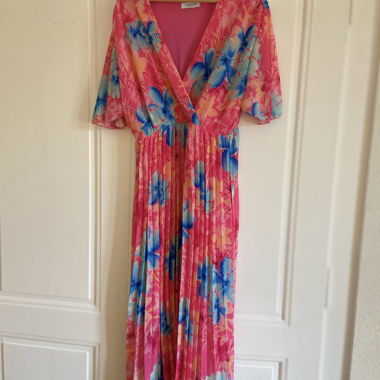Floral Pleated Dress C'MELODIE