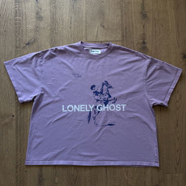 T-shirt Lonely Ghost