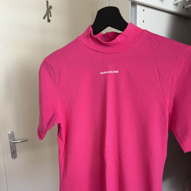 Haut rose Calvin Klein 