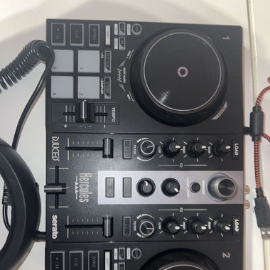 DJ controller Hercules Serato200 