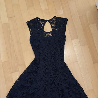 Kurzes Abendkleid
