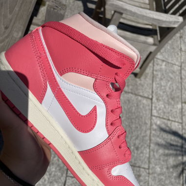 Nike Jordan 1 pink Schuhe